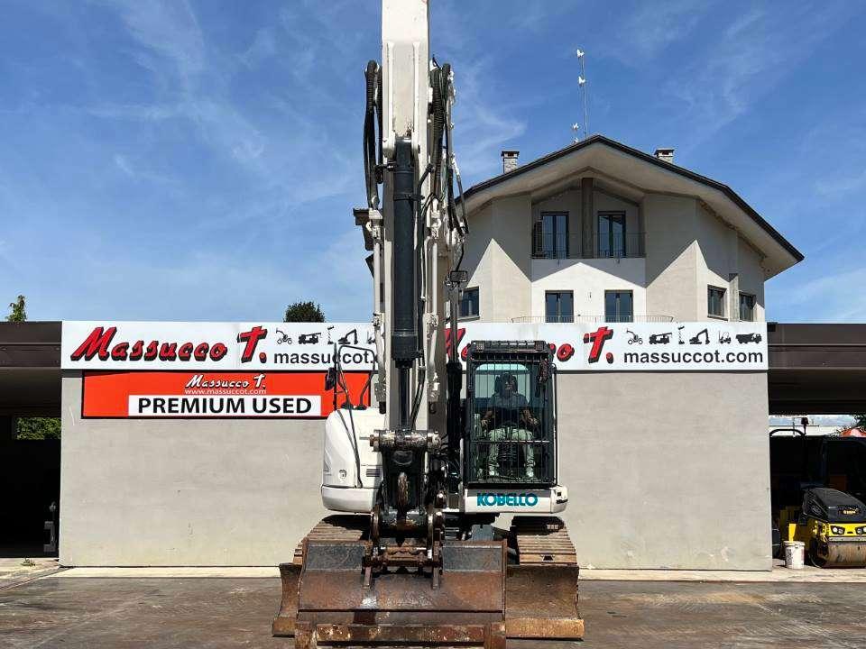 Kobelco SK260SR-3 Photo 15