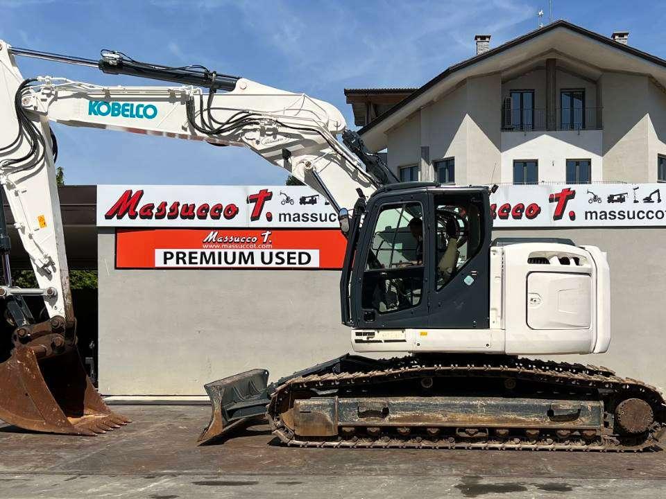 Kobelco SK260SR-3 Photo 2