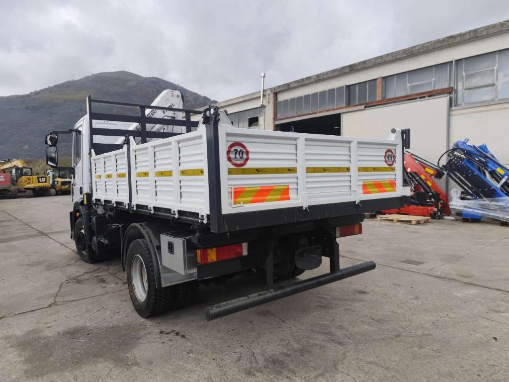 Iveco EUROCARGO 120E28P Photo 10