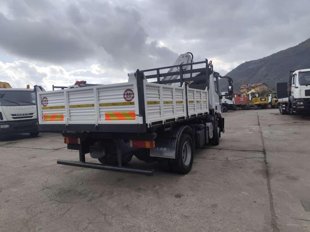 Iveco EUROCARGO 120E28P Photo 11