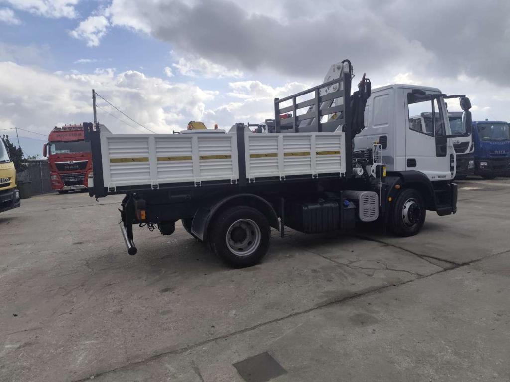 Iveco EUROCARGO 120E28P Photo 12