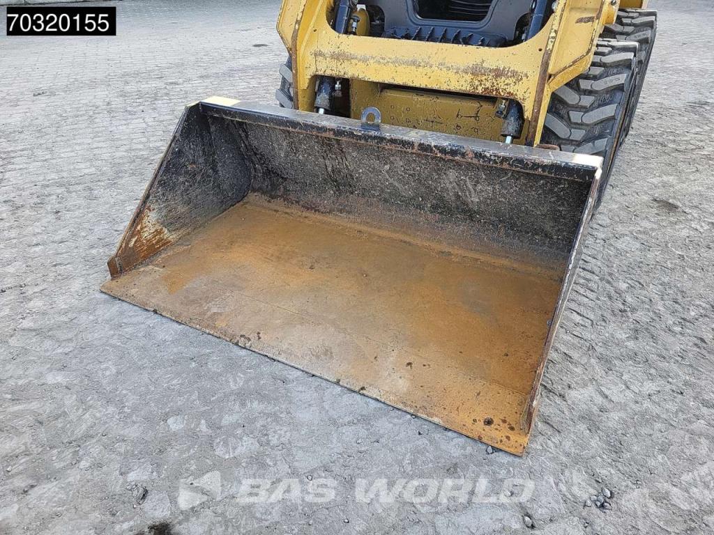 Caterpillar 226 D3 Photo 15