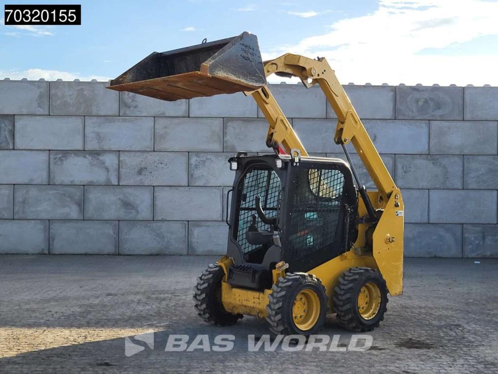 Caterpillar 226 D3 Photo 2