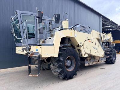 Wirtgen WR2400 sold by Smitma B.V.