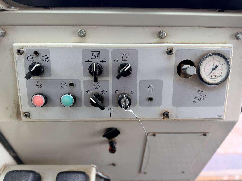 Wirtgen WR2400 Photo 11