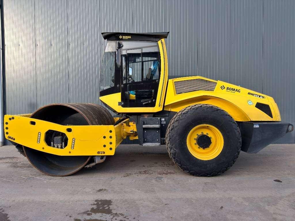 Bomag BW213D-5 Photo 2