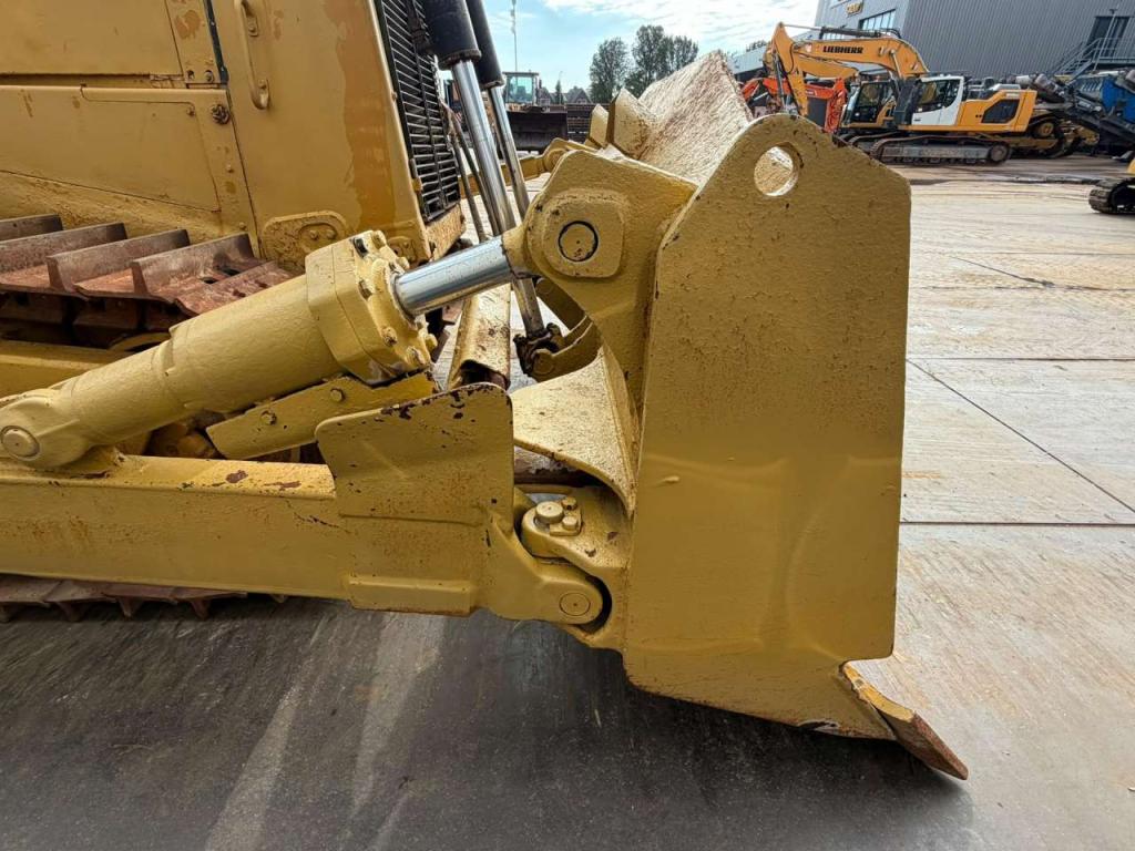 Caterpillar D8R Photo 12