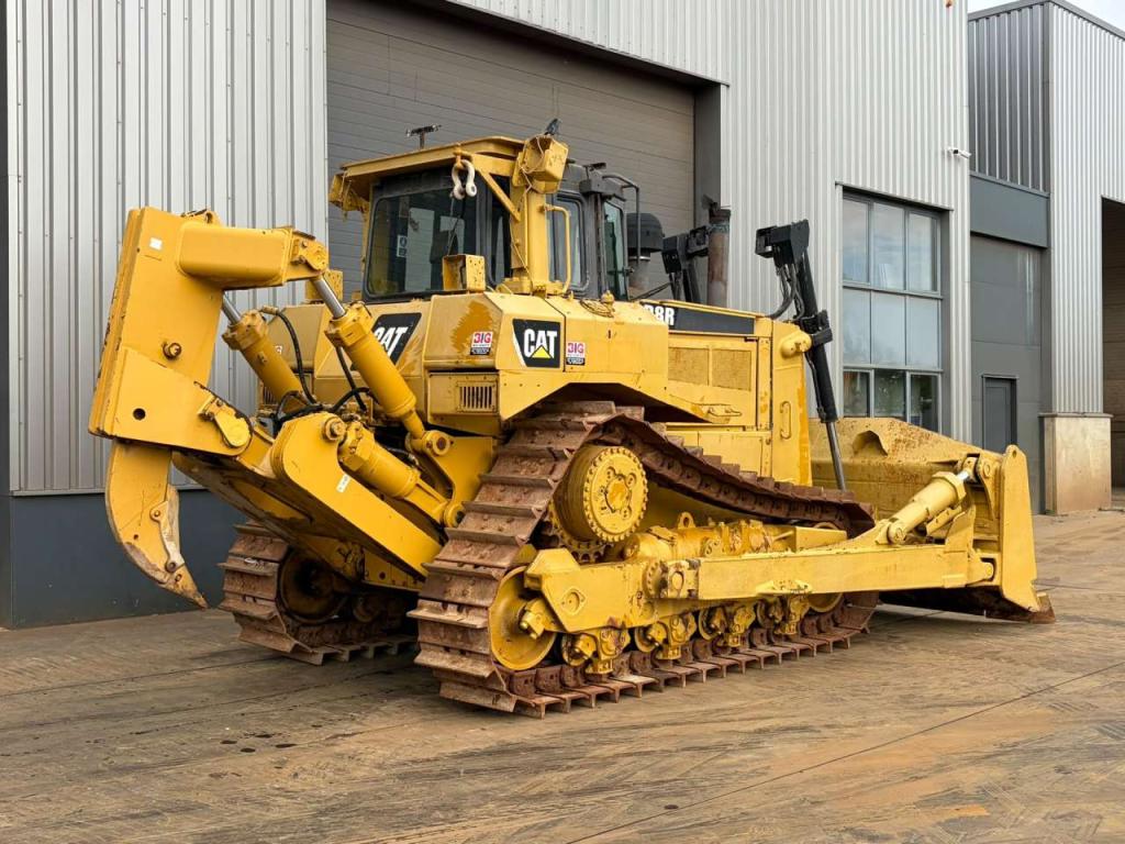 Caterpillar D8R Photo 6