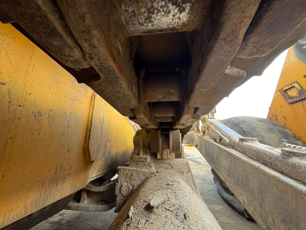 Liebherr PR752 | Spare parts only Photo 12