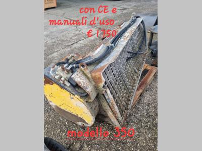 Uemme 350lt sold by Centro Commercio Macchine