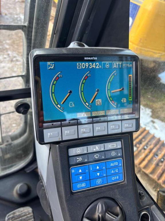 Komatsu PC 350 NLC Photo 5