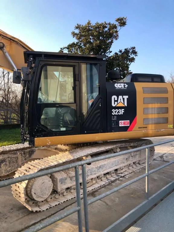 Caterpillar 323FLN Photo 6