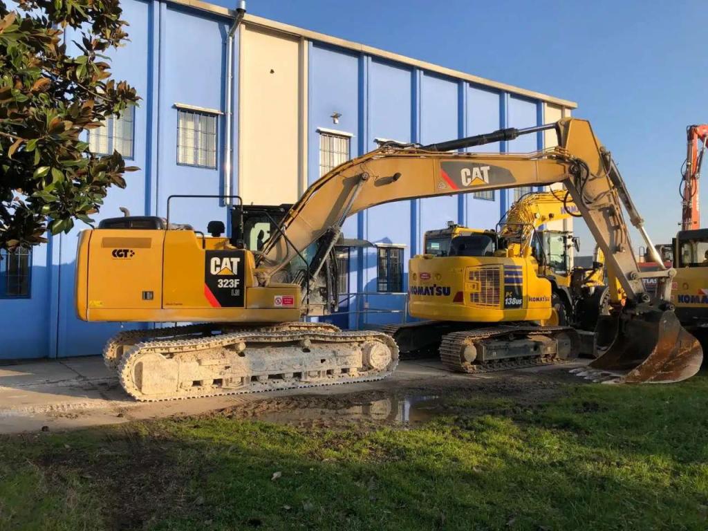 Caterpillar 323FLN Photo 7