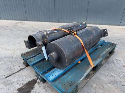 Undercarriage for Caterpillar 2x Pieces 336 / 340 / 345 Tension Device / Spanner sold by Smitma B.V.
