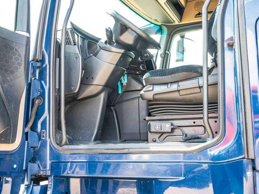 Mercedes-Benz ACTROS 1848 LS Photo 6