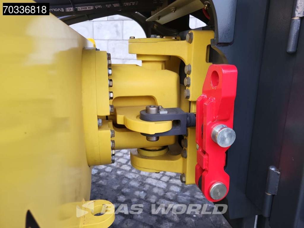 Bomag BW226 D-5 CL Cummins Engine Photo 13