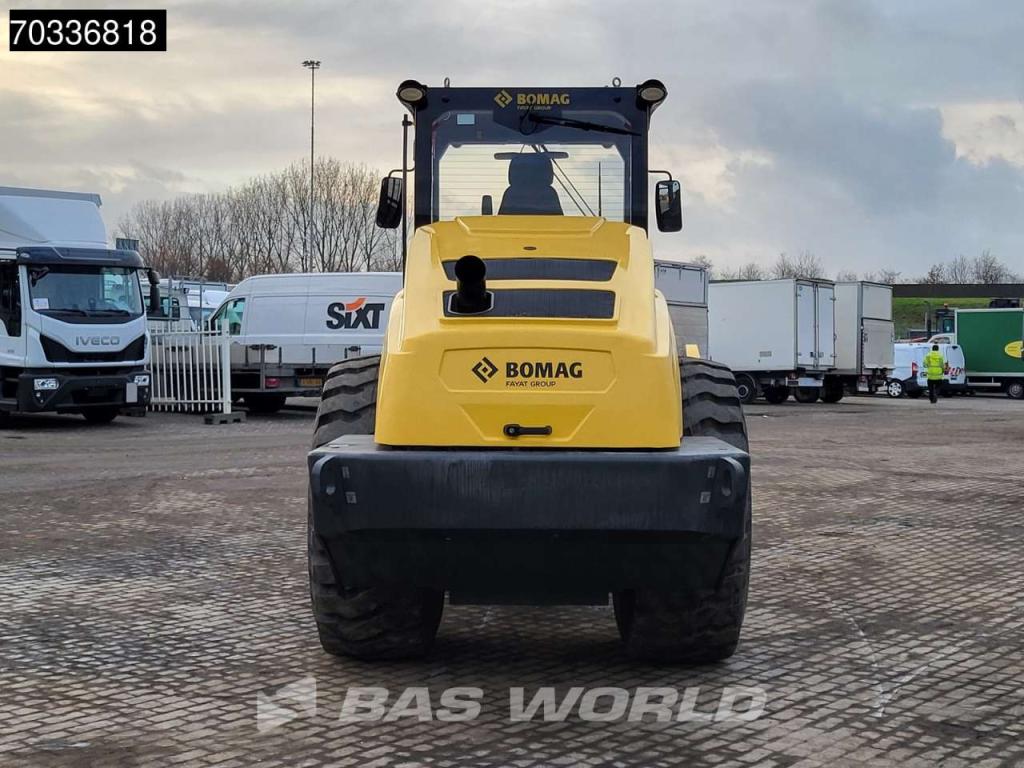 Bomag BW226 D-5 CL Cummins Engine Photo 5
