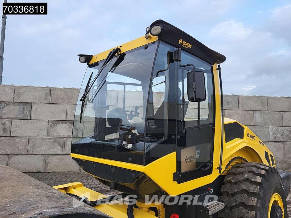 Bomag BW226 D-5 CL Cummins Engine Photo 6