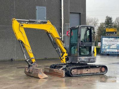 New Holland E 50 B SR sold by Machinery Resale