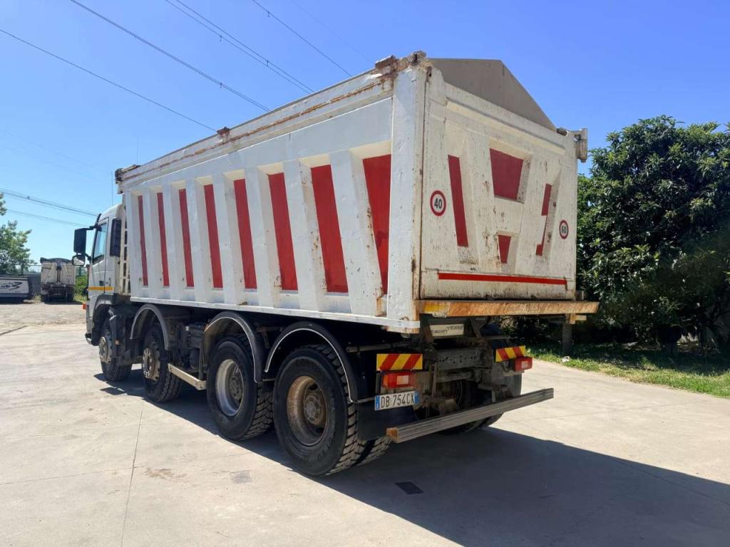 Volvo FM 12 440 Photo 11