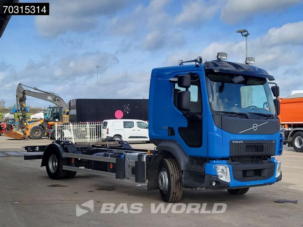 Volvo FL 280 4X2 16tons chassis 4700mm wheelbase PTO Automatic Euro 6 Photo 8