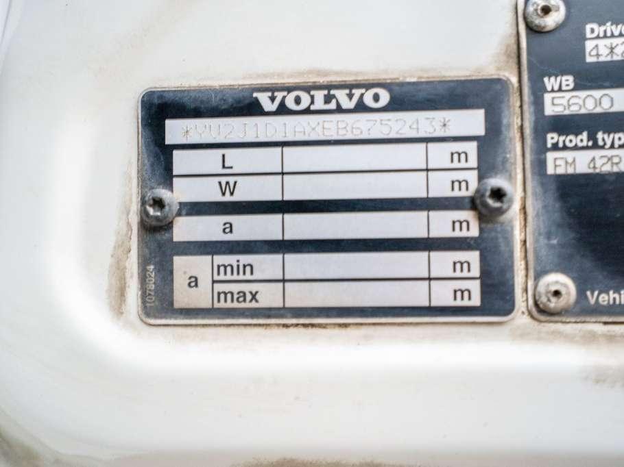 Volvo FM 330 Photo 17