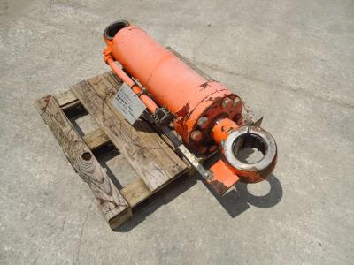 Bucket rotation piston for Fiat Kobelco/Fiat Hiatchi W270 sold by OLM 90 Srl