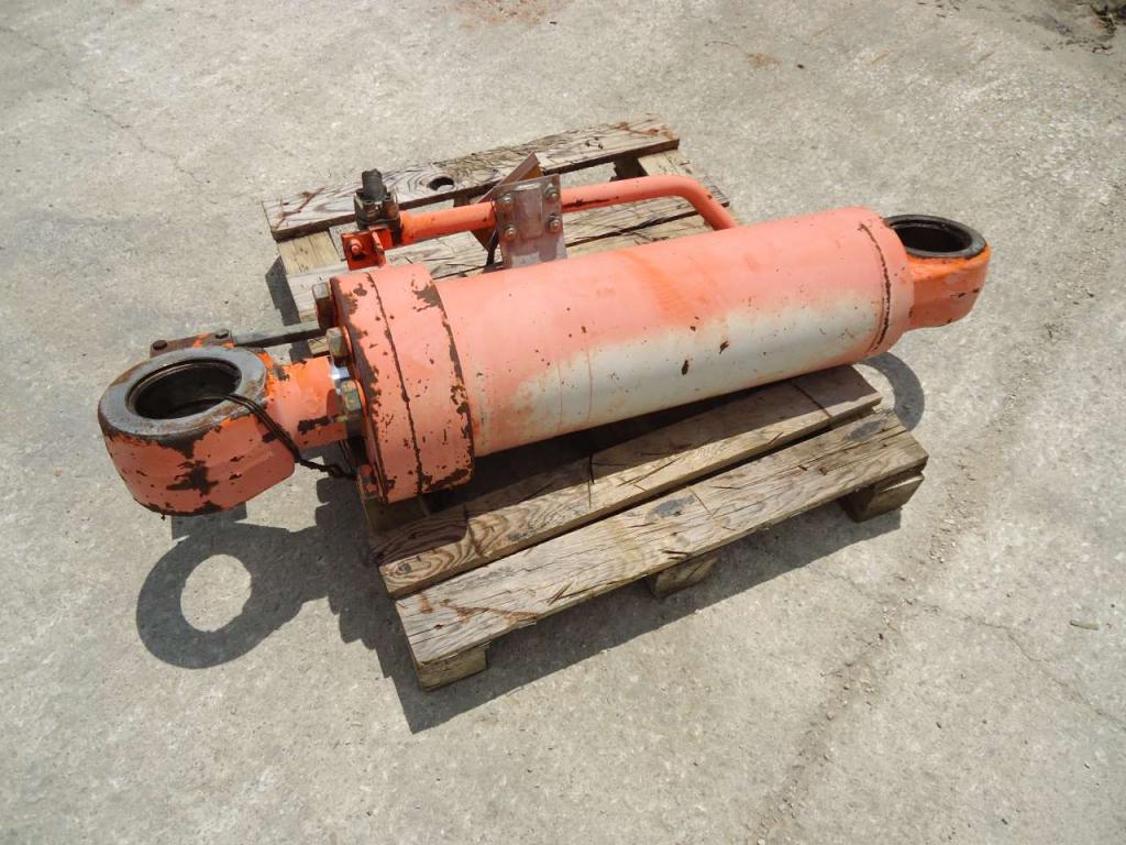 Bucket rotation piston for Fiat Kobelco/Fiat Hiatchi W270 Photo 2