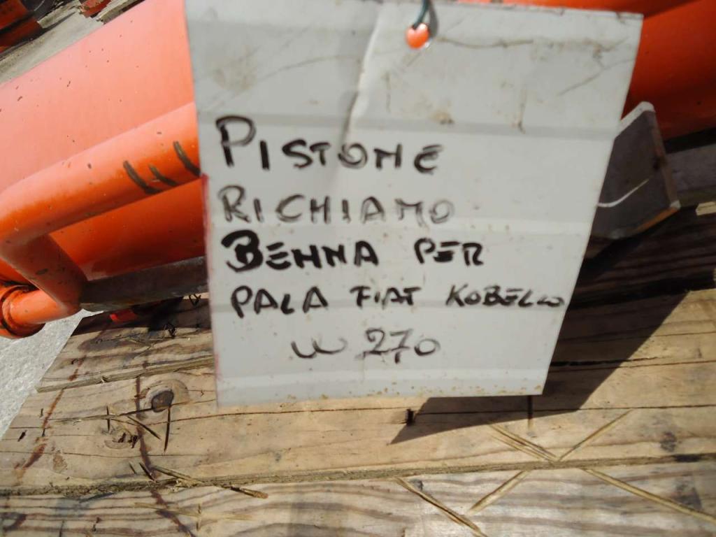 Bucket rotation piston for Fiat Kobelco/Fiat Hiatchi W270 Photo 4