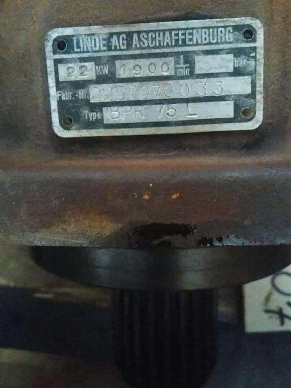 BPR-75 L Hydraulic pump Photo 2