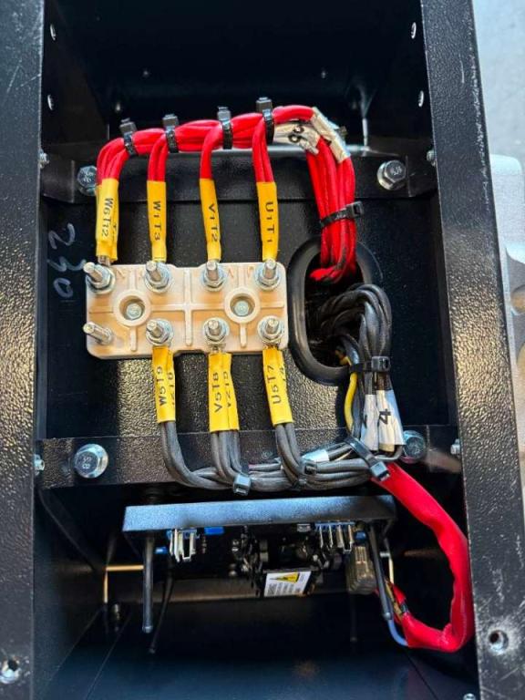 DPX CJ184G - 31 kVA Alternator - DPX-33902 Photo 6