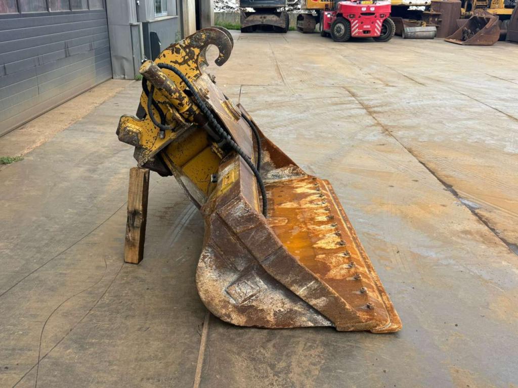 Verachtert NGT-5-35-240 CW45S Tilting Bucket Photo 8