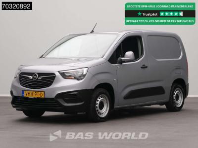 Opel Combo 102pk L1H1 Trekhaak Airco Cruise Parkeersensoren Euro6 L1 Kompakt Airco Trekhaak Cruise contr sold by BAS World B.V.