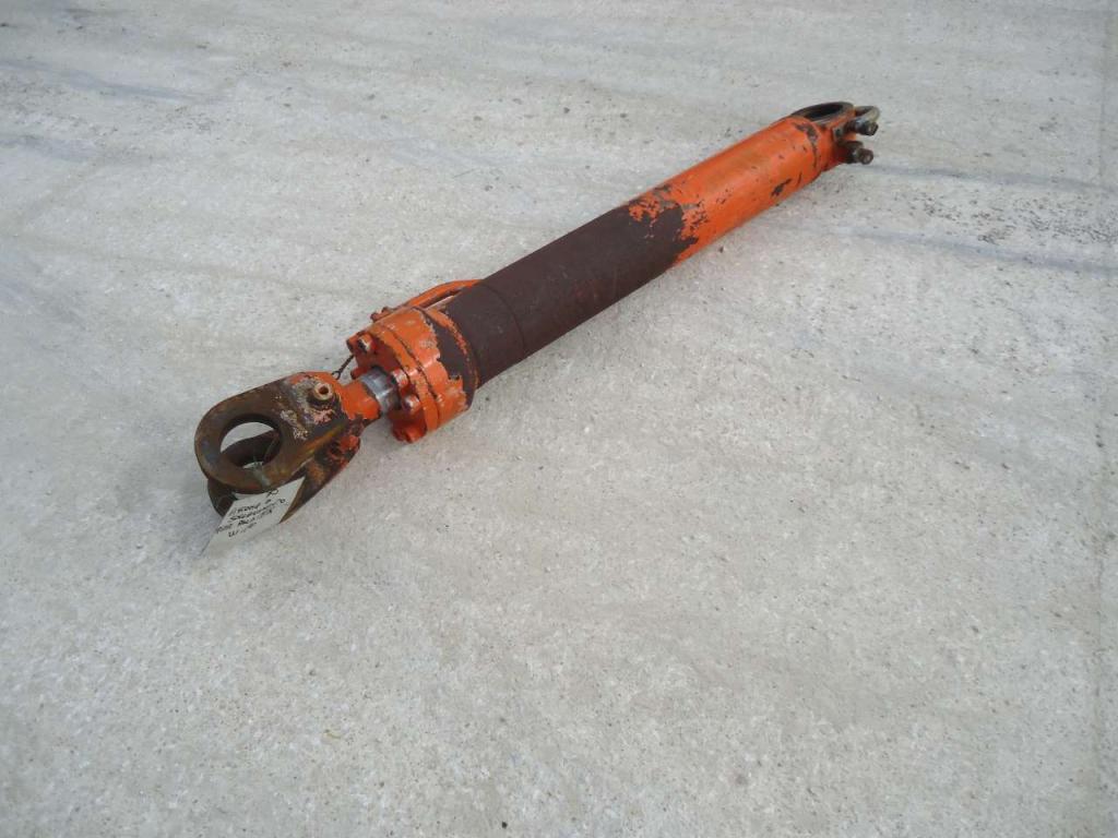 Lifting piston for Fiat Kobelco W190 Photo 3