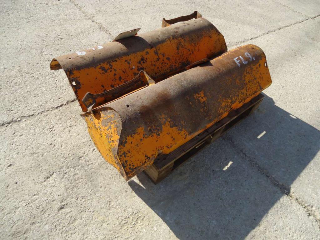 Track tensioner spring guard for Fiat Allis FL9 Photo 4