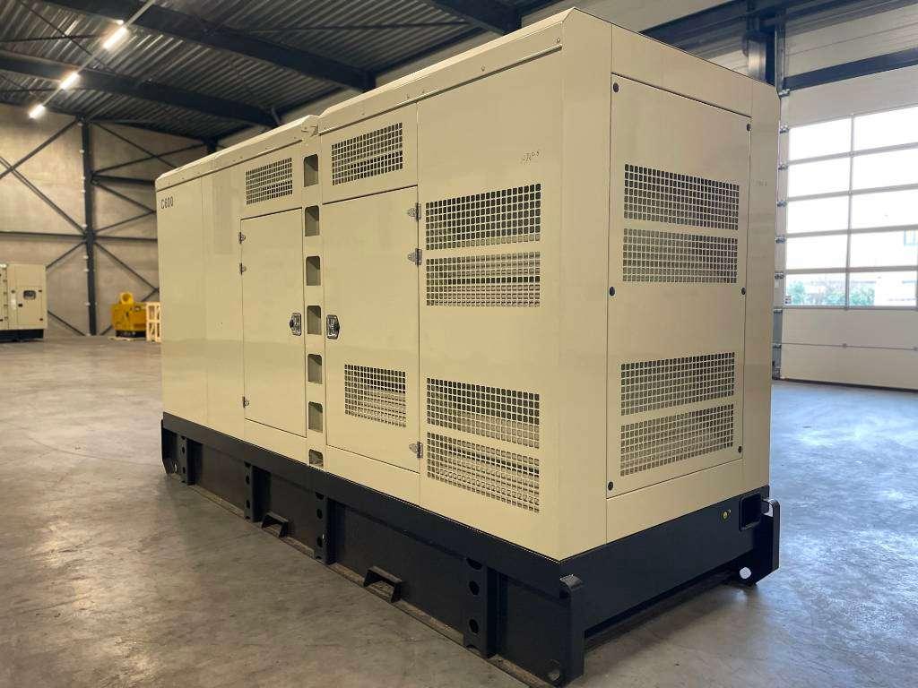 Cummins QSZ13-G10 - 600 kVA Generator - DPX-19847 Photo 3