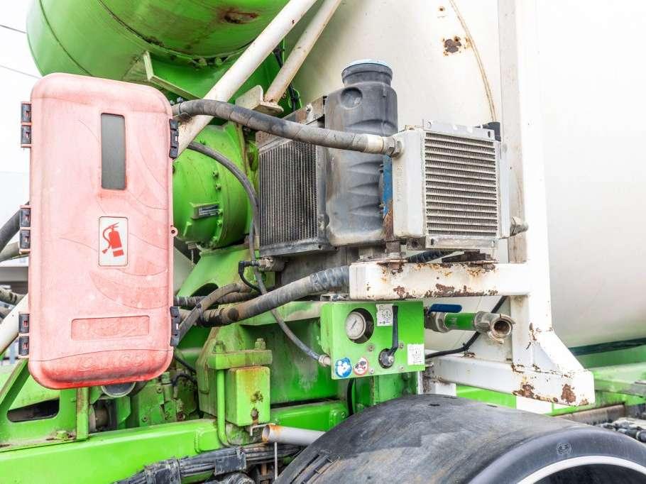Scania P400 +STETTER 7m3+TAPIS THEAM TS 13 Photo 10