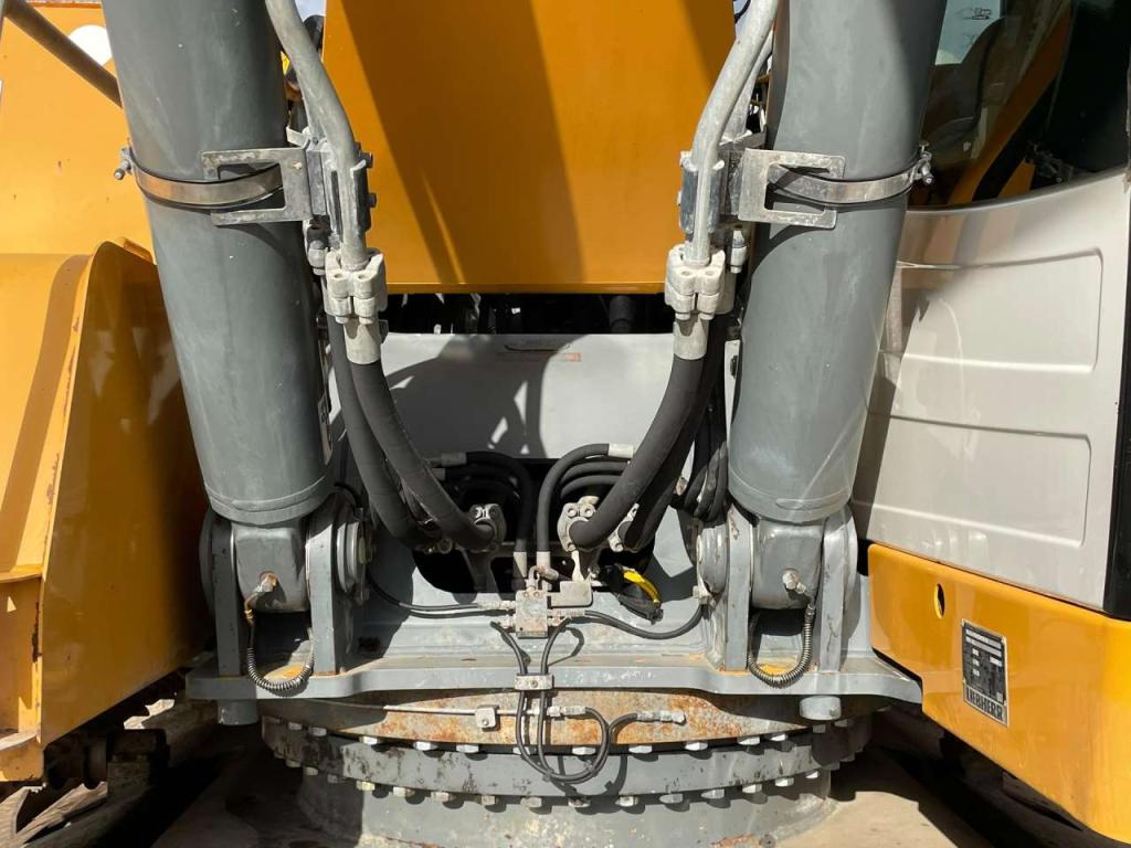 Liebherr R936NLC Photo 16