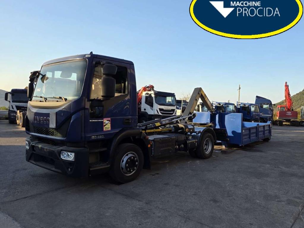 Iveco EUROCARGO CUBE 120-220 Photo 1