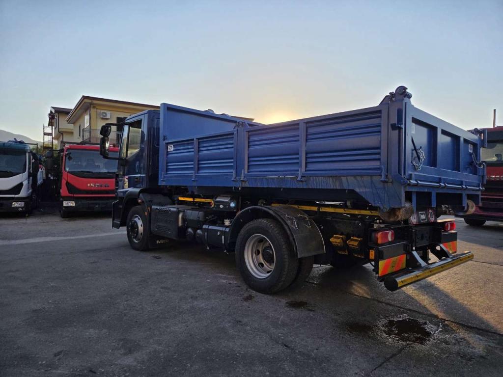 Iveco EUROCARGO CUBE 120-220 Photo 10