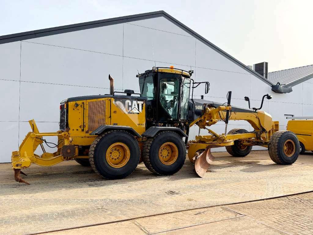 Caterpillar 14M VHP Plus - Joystick Controls / 3 Tine Ripper Photo 5