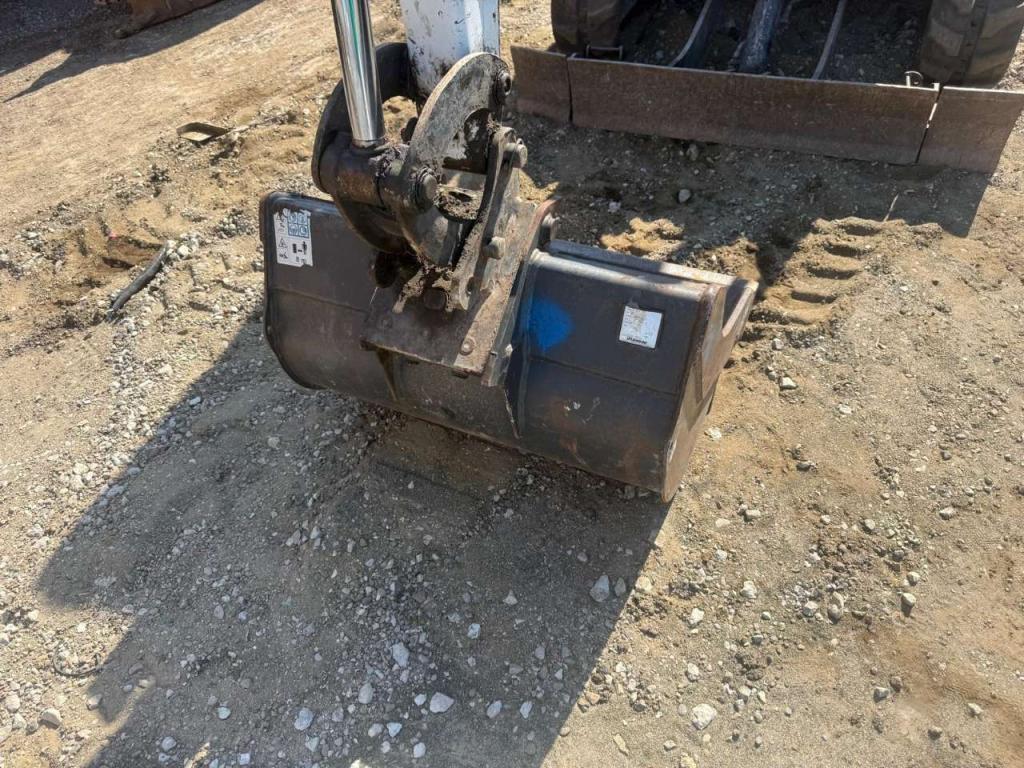 Bobcat E19 Photo 9