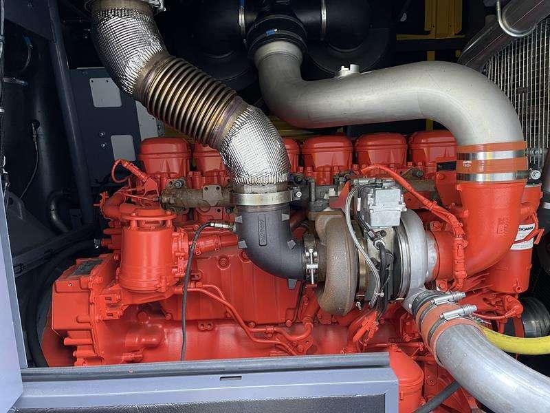 Atlas Copco V 28 STAGE V Photo 13