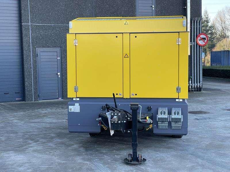 Atlas Copco V 28 STAGE V Photo 2
