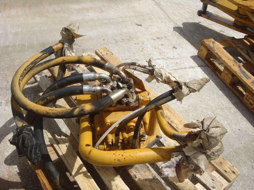 Hydraulic distributor for PALA GOMMATA FR15B Photo 3