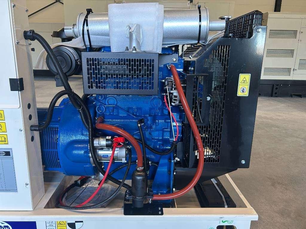 FG Wilson P33-3 - 33 kVA Open Genset - DPX-16003-O Photo 13