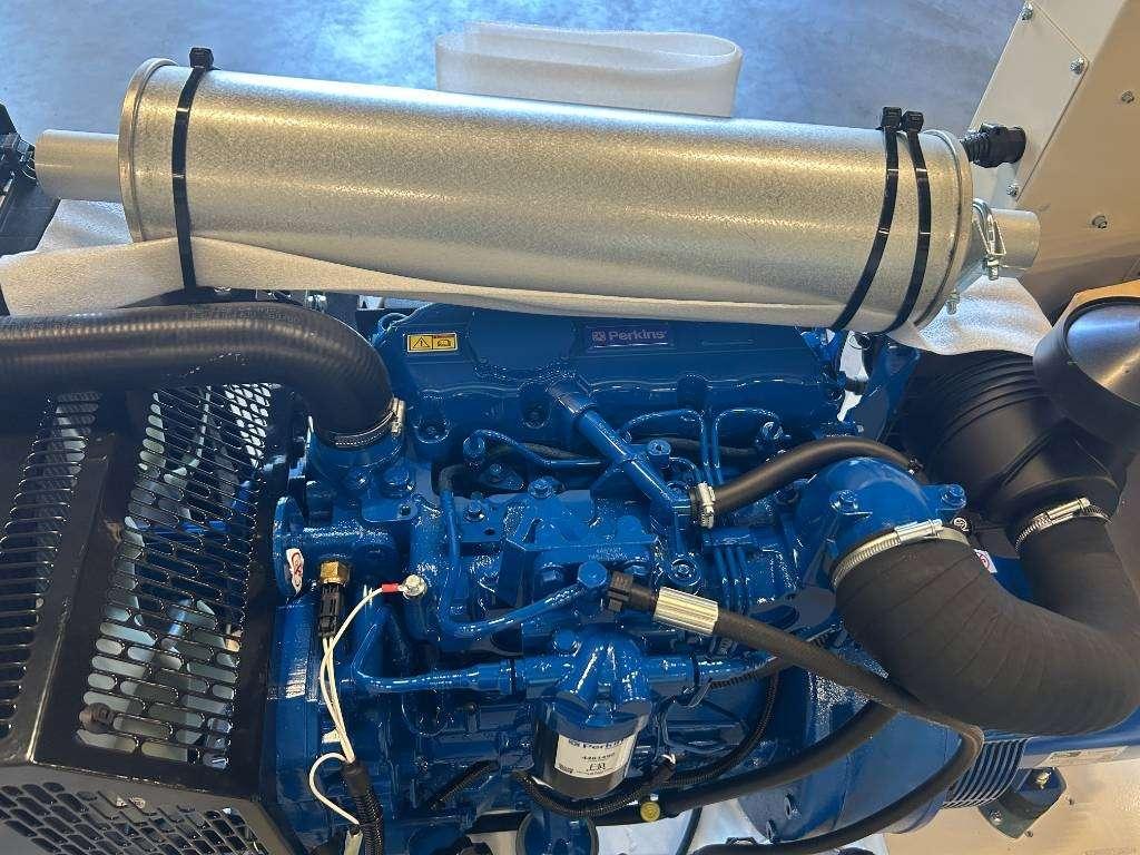 FG Wilson P33-3 - 33 kVA Open Genset - DPX-16003-O Photo 19