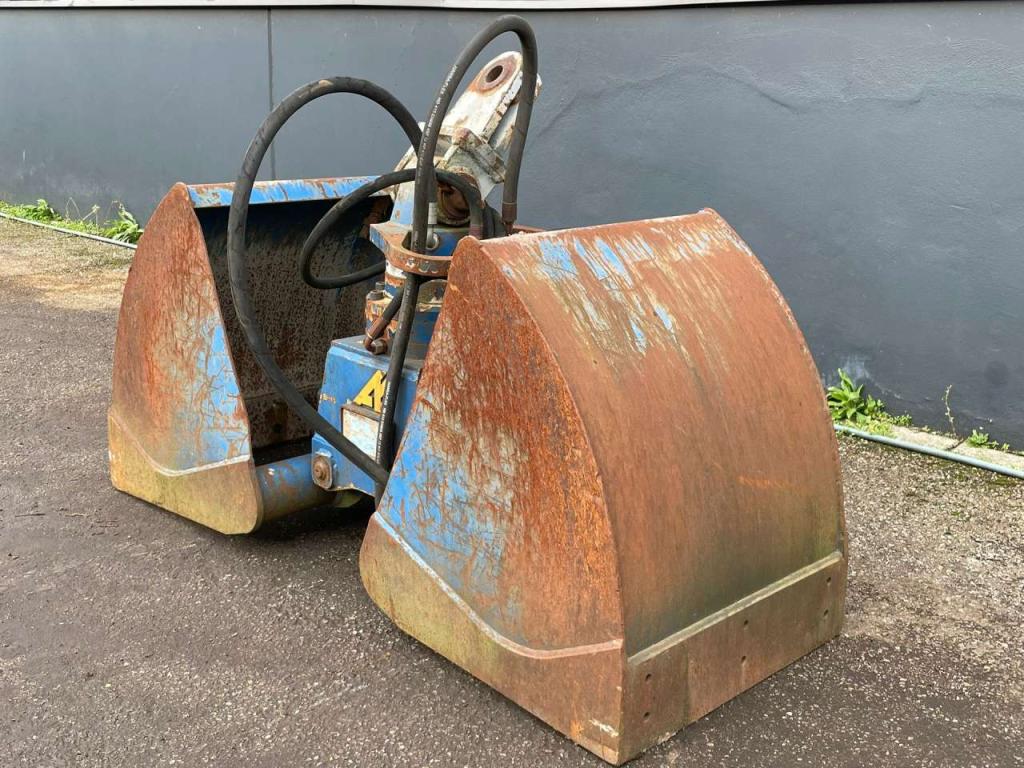 GGS25 Clamshell Bucket Photo 2