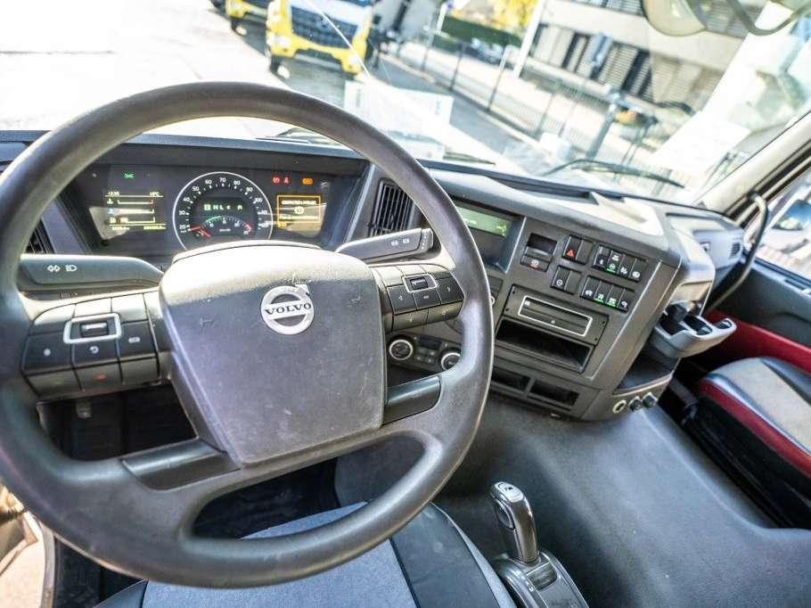 Volvo FMX 460 GLOB + HYDR Photo 12
