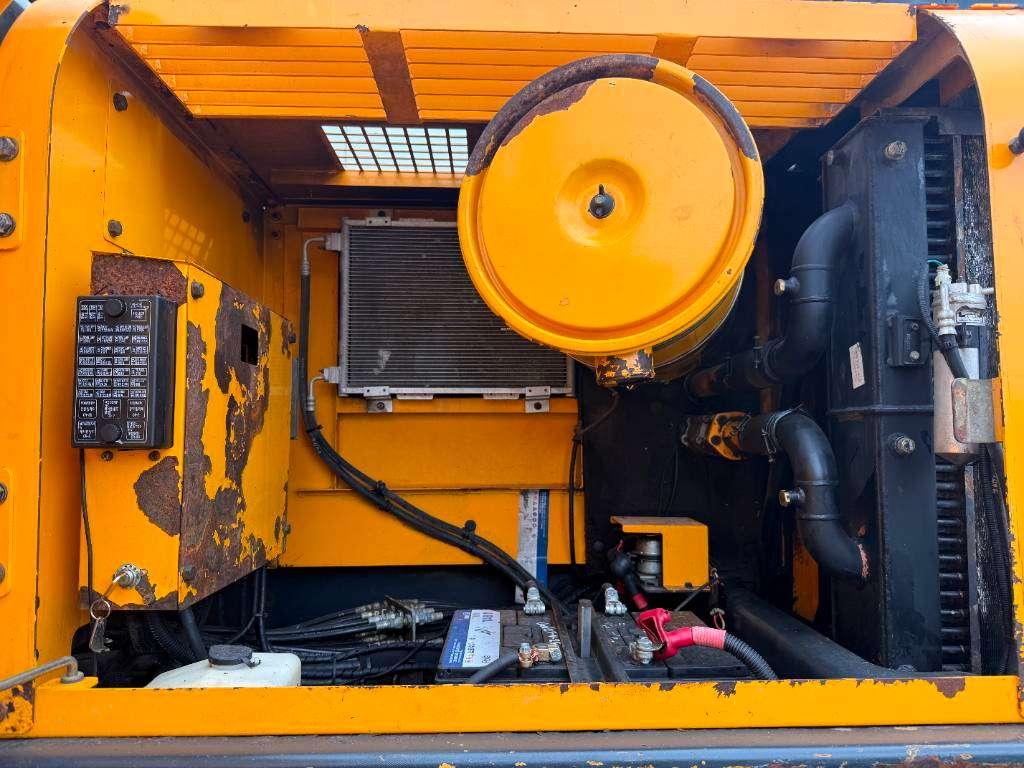 Hyundai R500LC-7A - Quick Coupler / Hammer Lines Photo 24